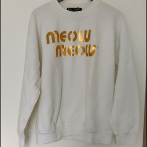 Sweatshirt with Gold Print